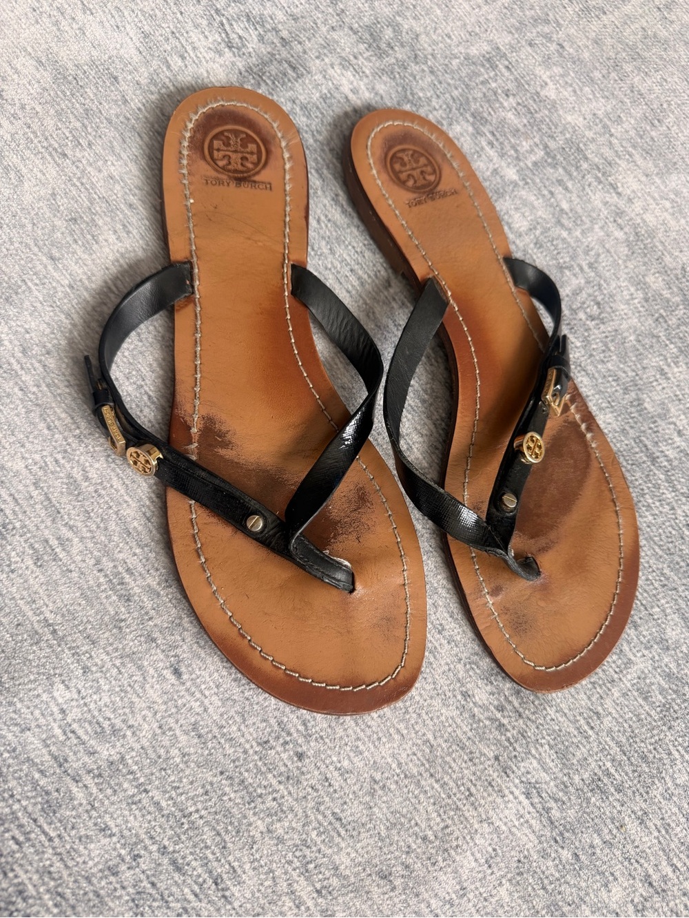 Tory Burch Black Leather Logo-Accent Thong Sandals